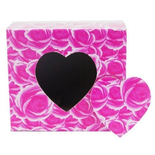 Cutie cana fereastra inima