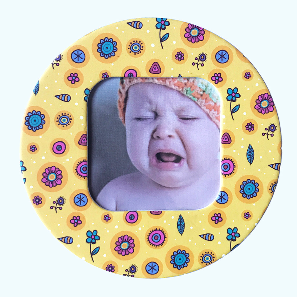 Magnet rotund floricele insertie foto