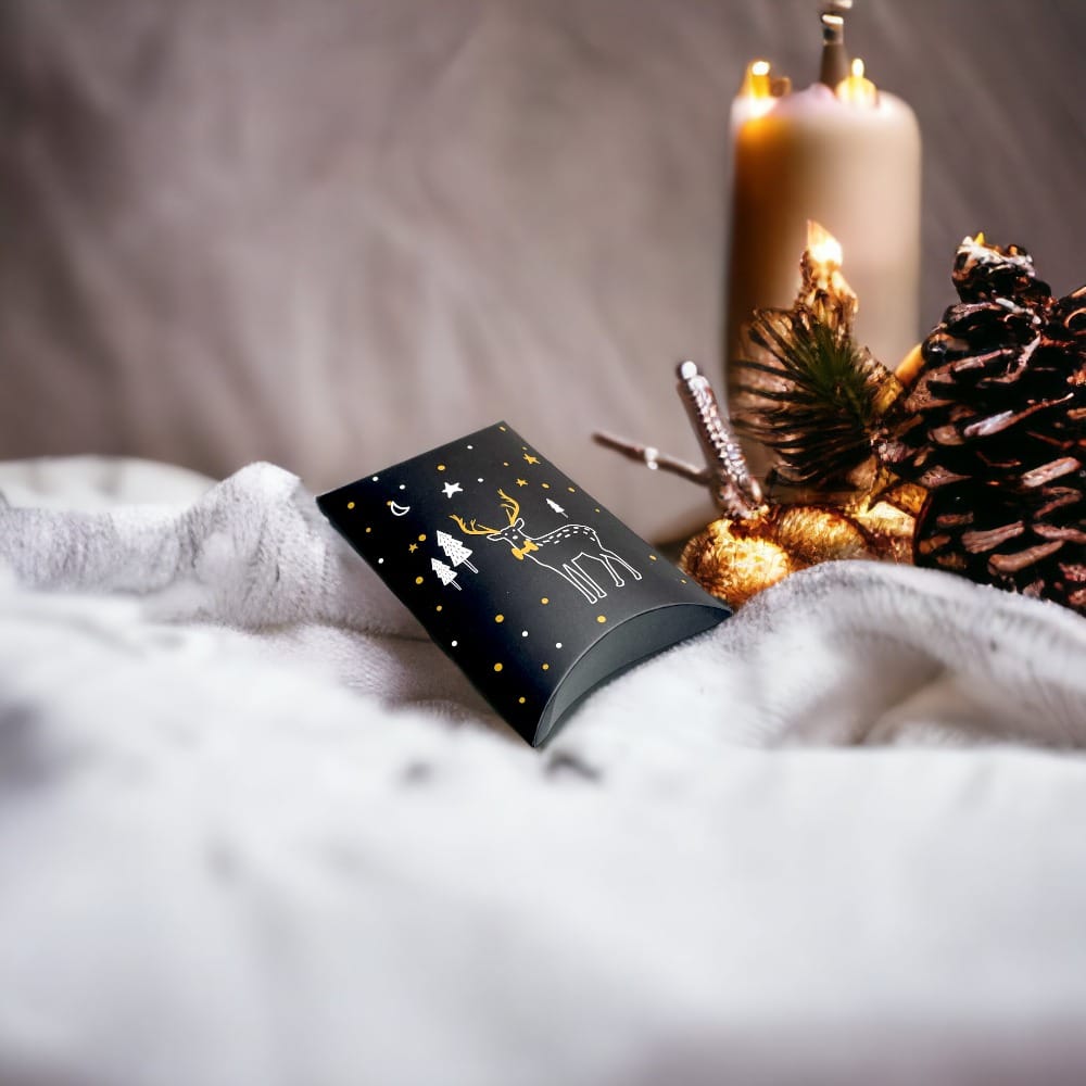 Cutie Crăciun în formă de pernă - model 8 negru (set 50 buc) 14x10x2.6cm - CraftUp