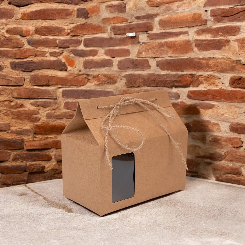 Cutie dreptunghiulară cu mini fereastră și sfoară pentru închidere - kraft (set 50 buc) - CraftUp