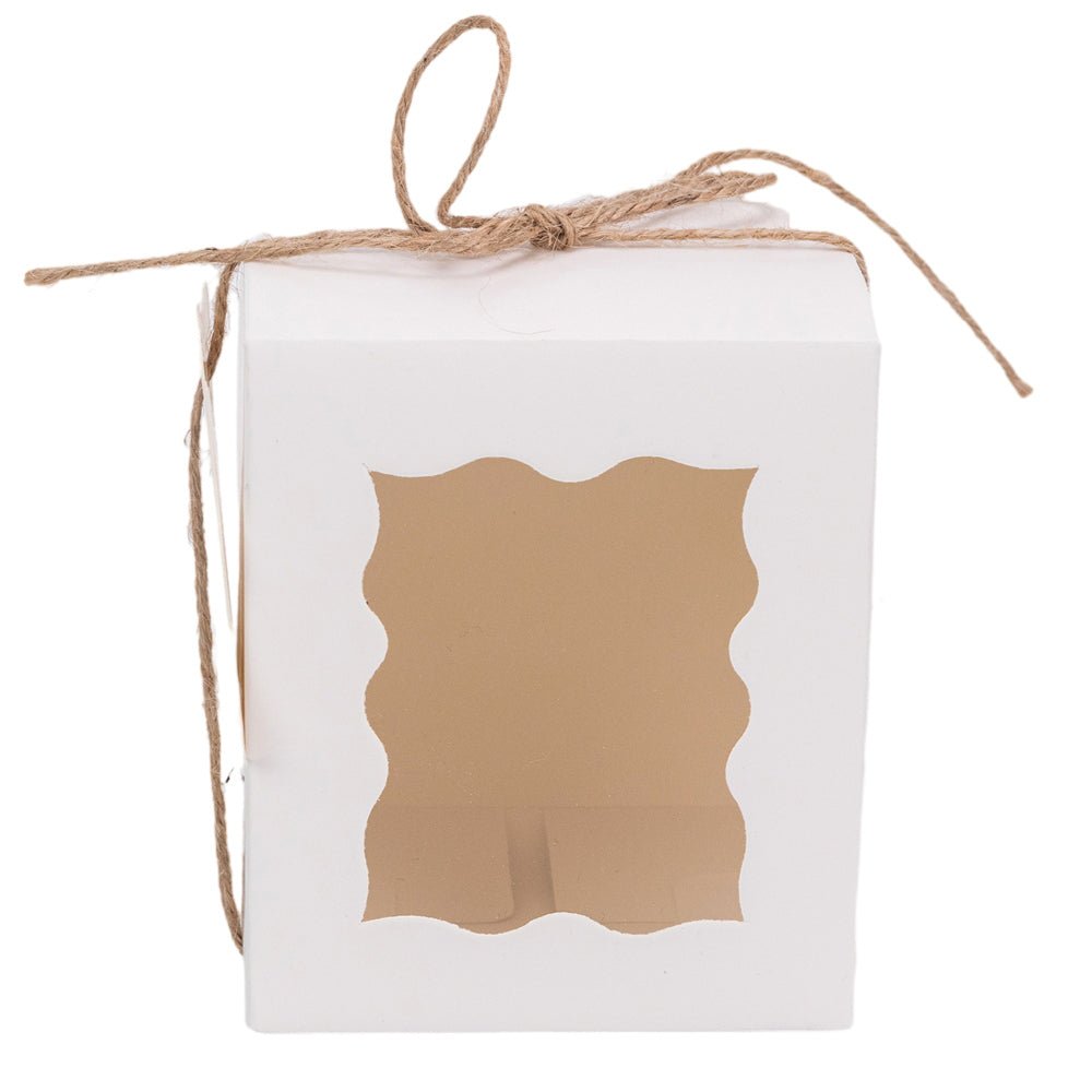 Cutie mică cu fereastră ondulată și sfoară – alb (set 50 buc) – 10×8.5×8.5cm - CraftUp
