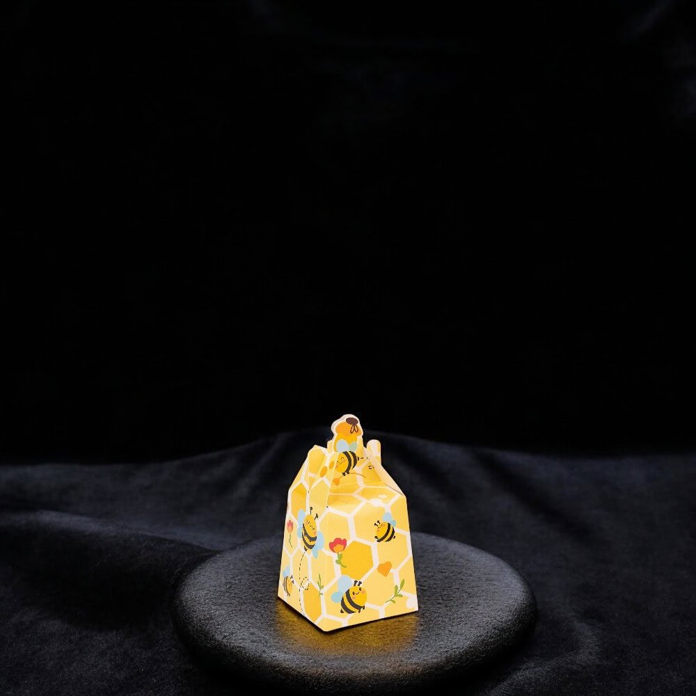 Cutie mică model fagure albine și flori - galben (set 50 buc) - CraftUp