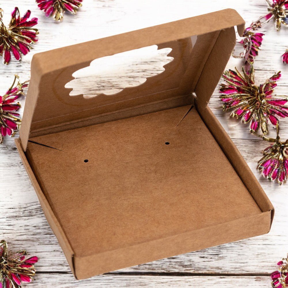 Cutie mică pentru bijuterii cu fereastră ondulată – kraft (set 50 buc) 6x6x1cm - CraftUp