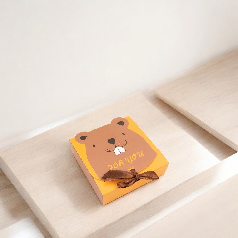 Cutie pătrată cu panglică satin pentru închidere model castor (set 25 buc) - CraftUp