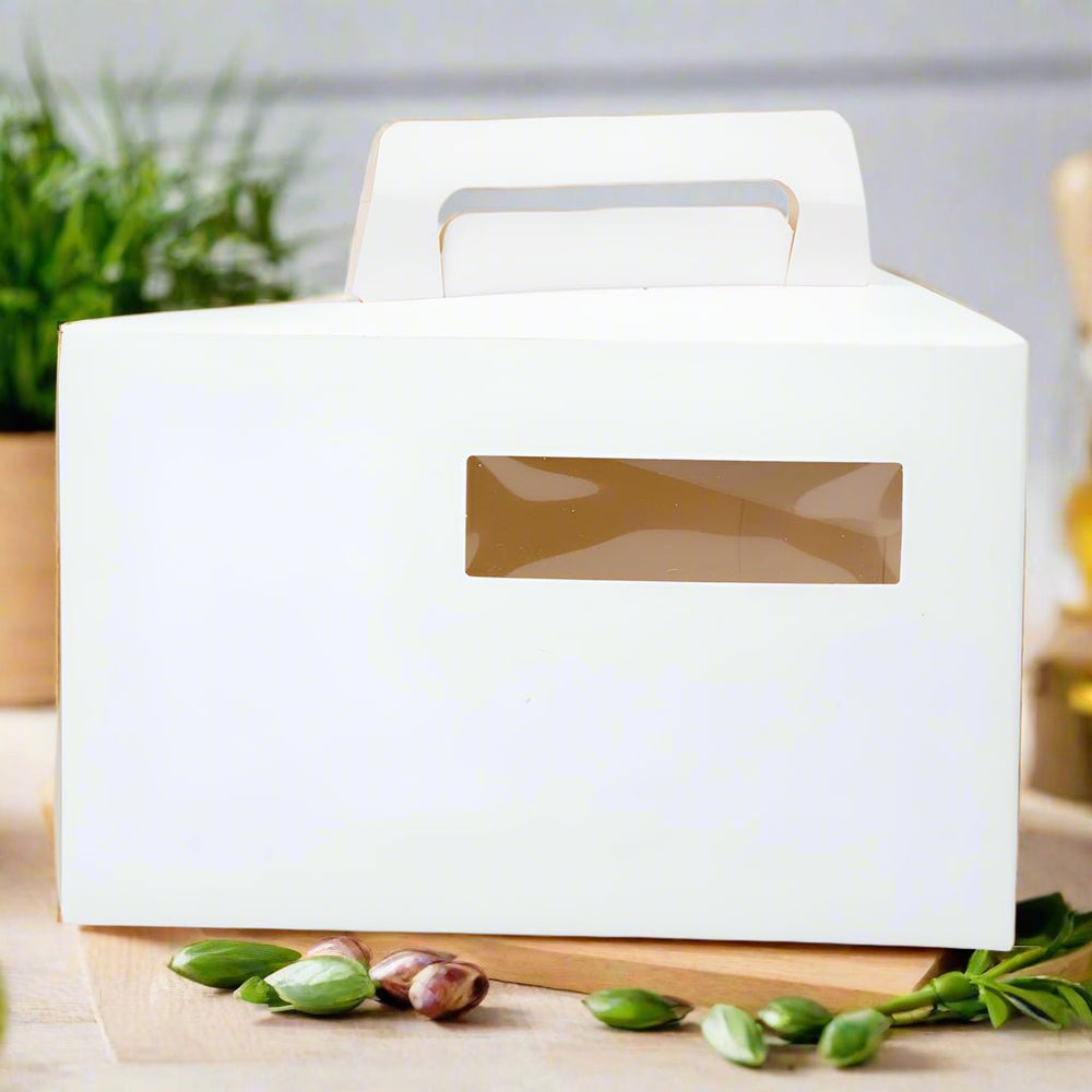 Cutie triunghiulară din hârtie cu mâner - alb (set 50 buc) - 10x15.5x9.5cm - CraftUp