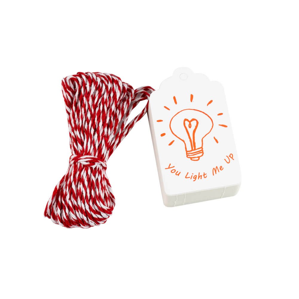Etichete dreptunghiulare cu șnur model You light me up - alb (set 50 buc) - CraftUp