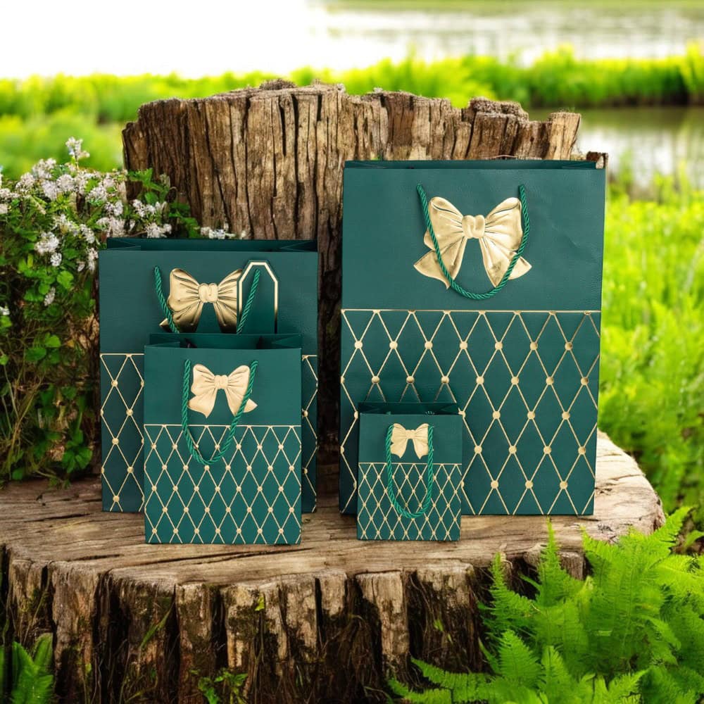 Pungi cadou cu mâner model fundă și romburi aurii 26x32x12cm - verde închis (set 12 buc) - CraftUp