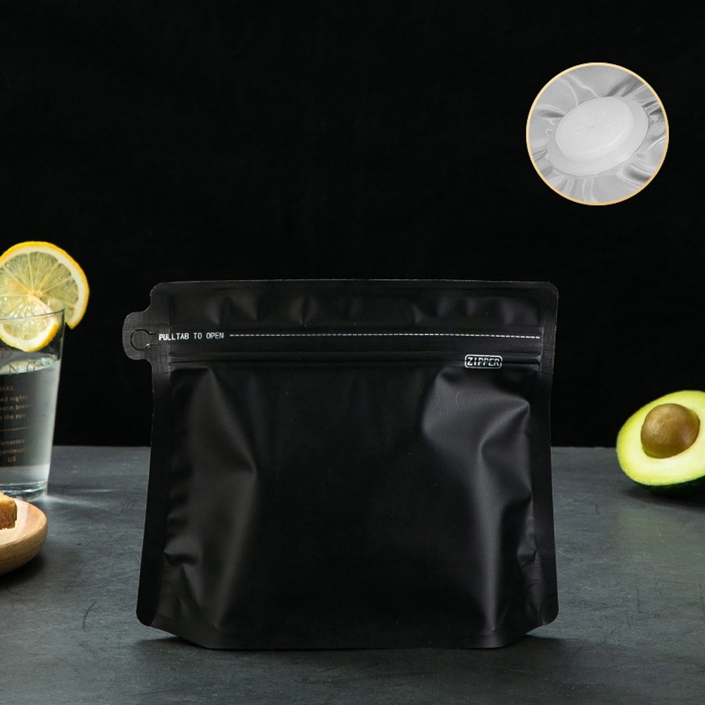 Pungi stand up model pouch cu valva și fermoar - negru (set 50 buc) 20x17x6cm - CraftUp