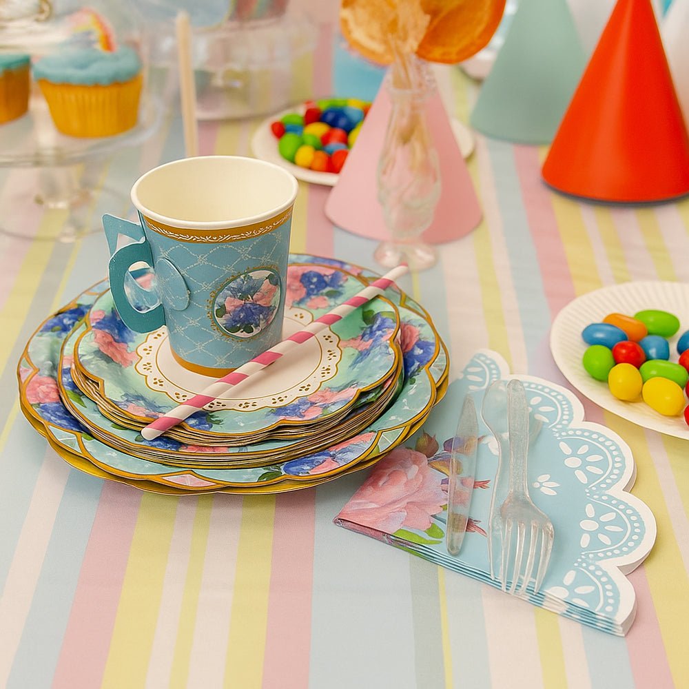 Set 148 articole petrecere - farfurii hârtie, pahare cu farfurioare, tacâmuri, paie și șervetele - bleu - CraftUp