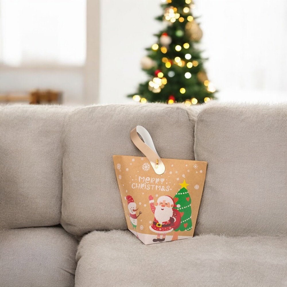 Set 6 pungi trapez modele diferite de Crăciun cu mâner textil - kraft - CraftUp